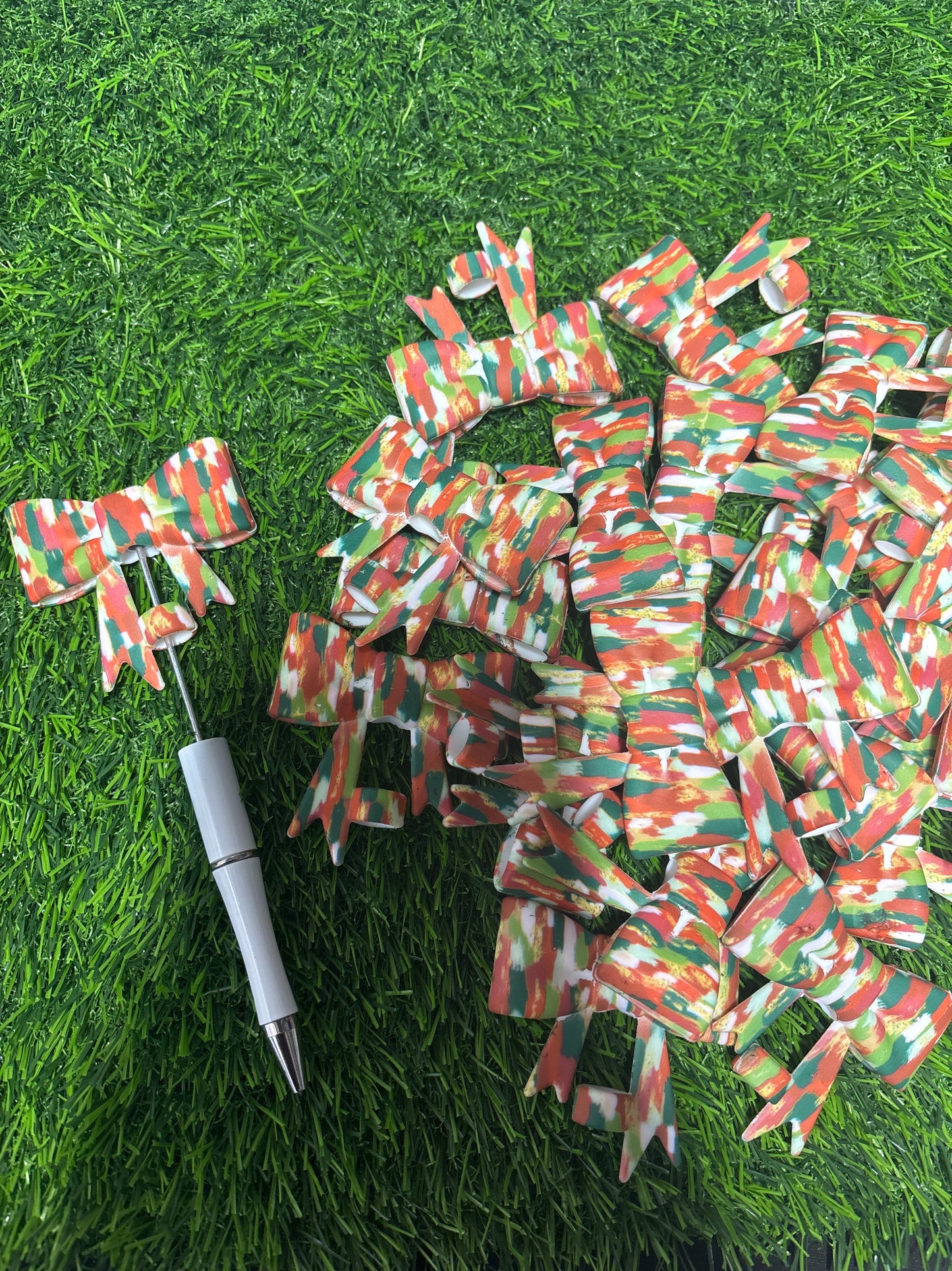 Crazy crayons silicone straw topper