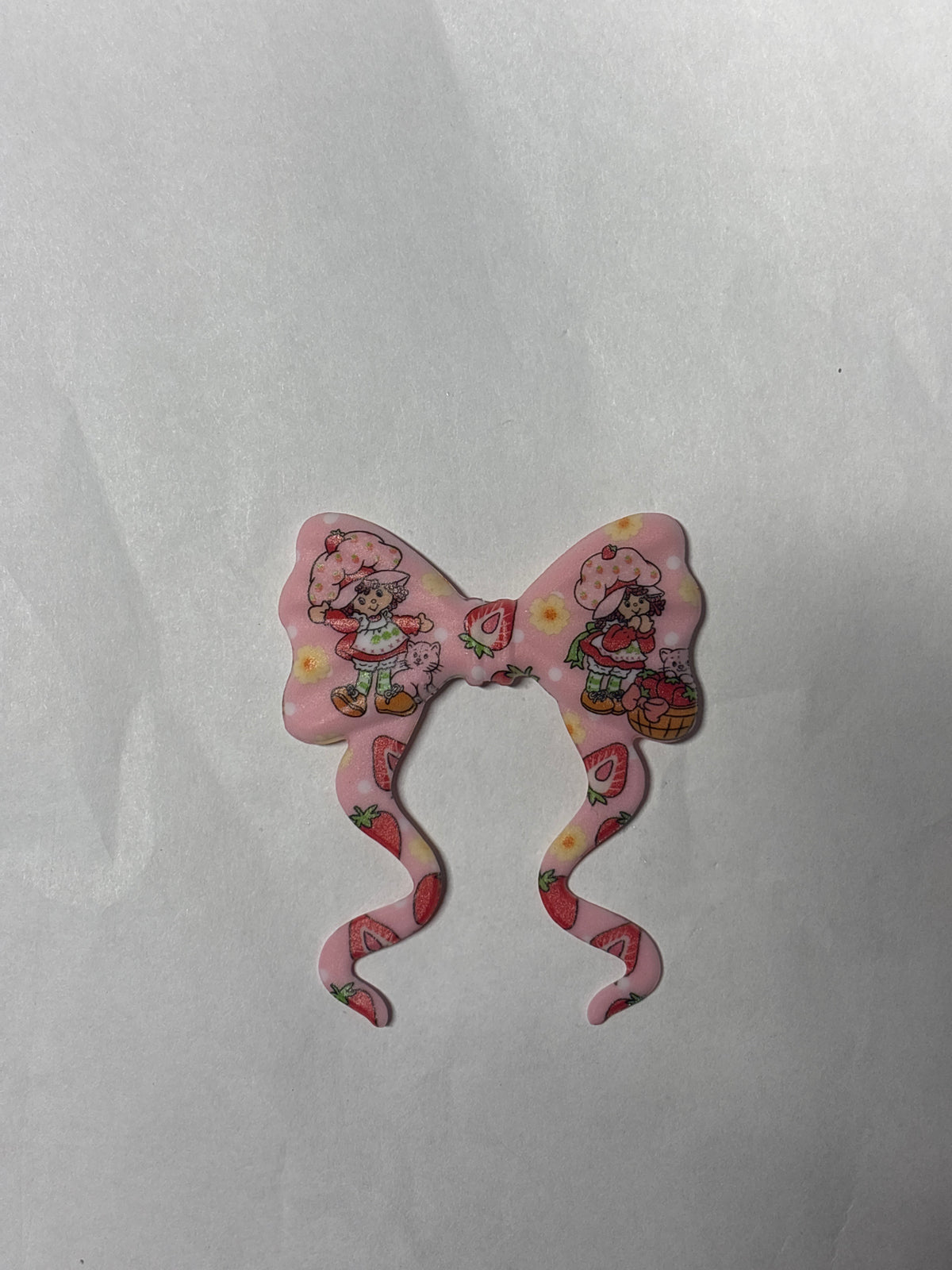 strawberry shortcake flat silicone bow #136