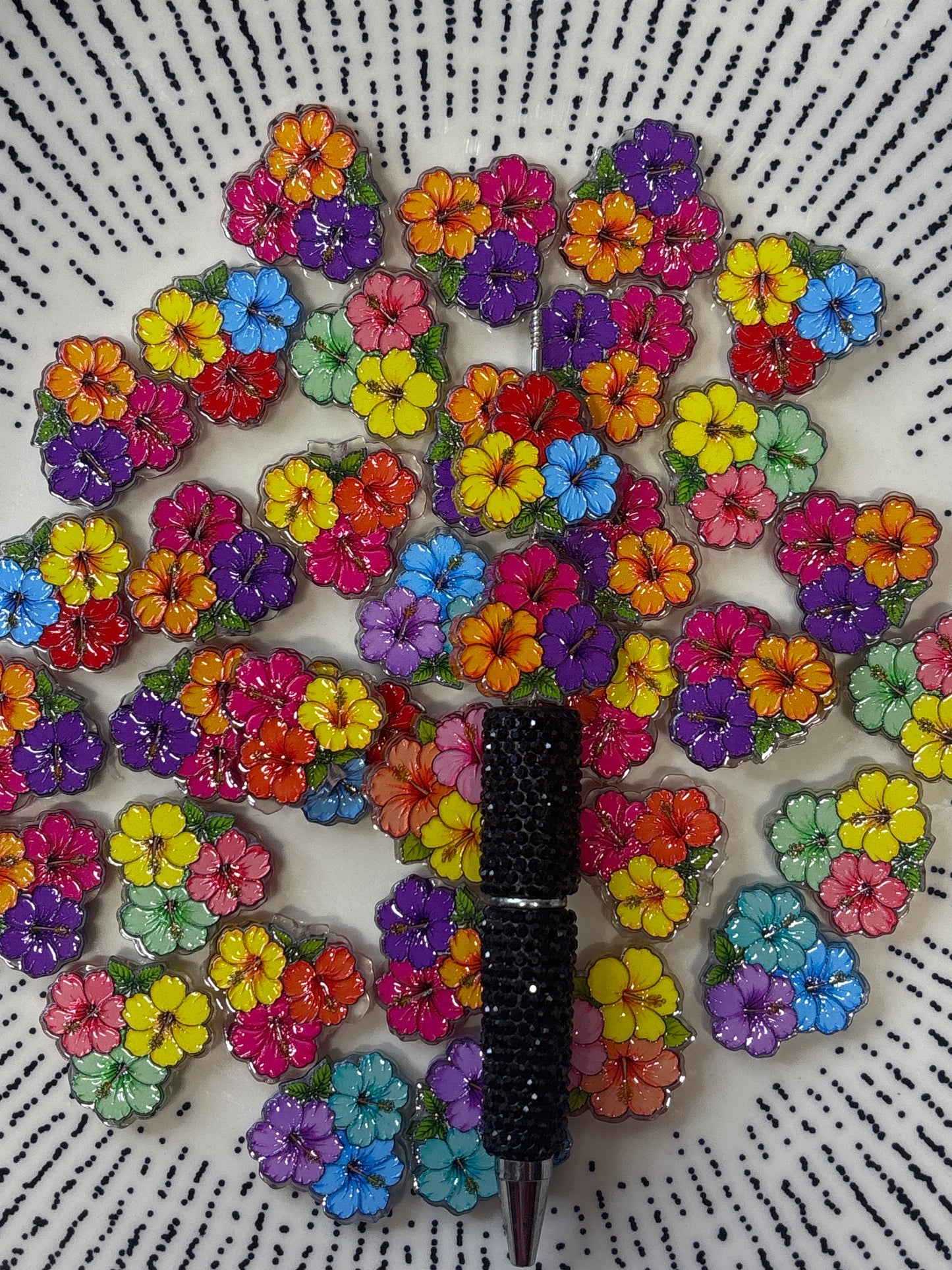 (182) 1 pc flowers acrylic focal