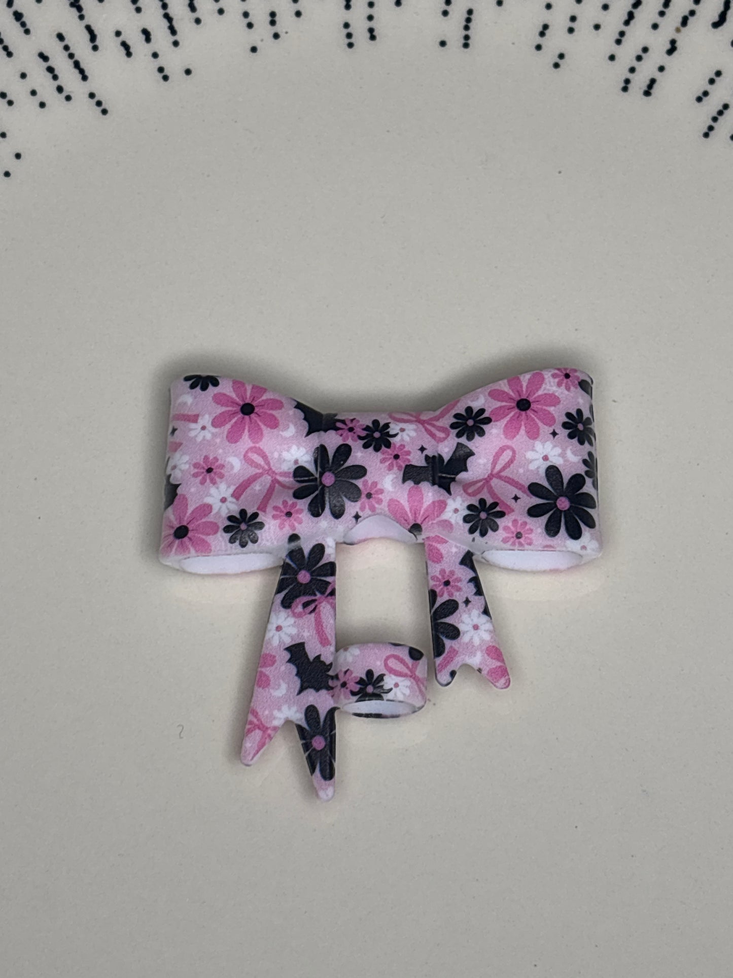 Pink flowers silicone straw topper bow