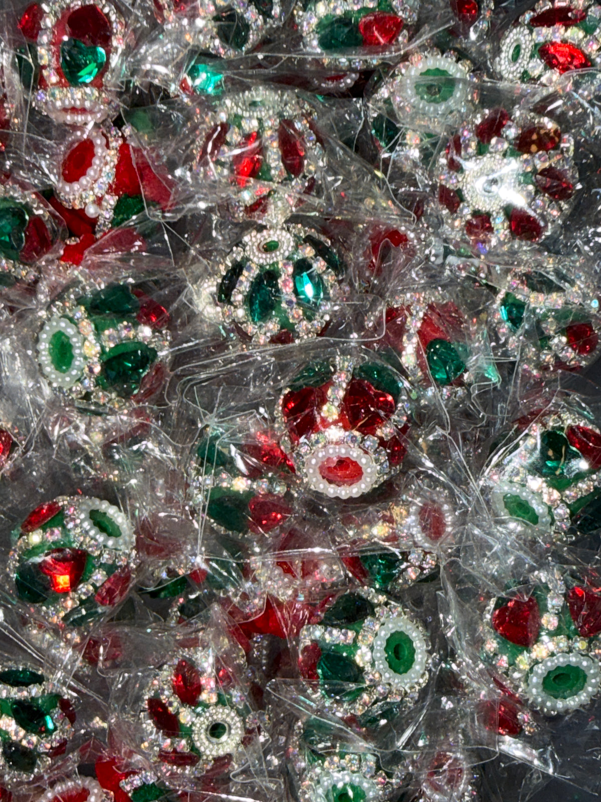 (Random pick )Red & Green fancy bead #300