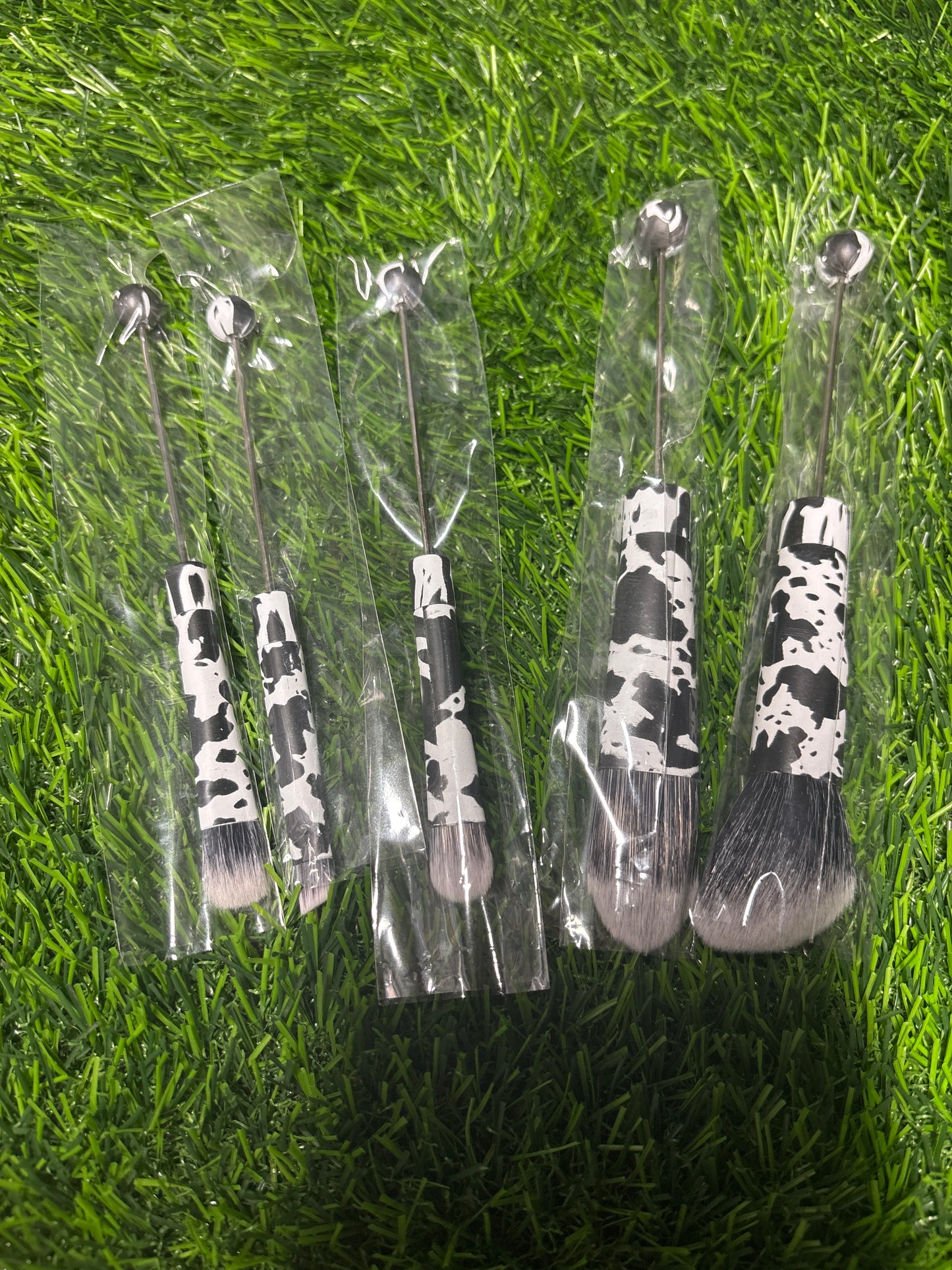 5 pc Cow print makeup brush set