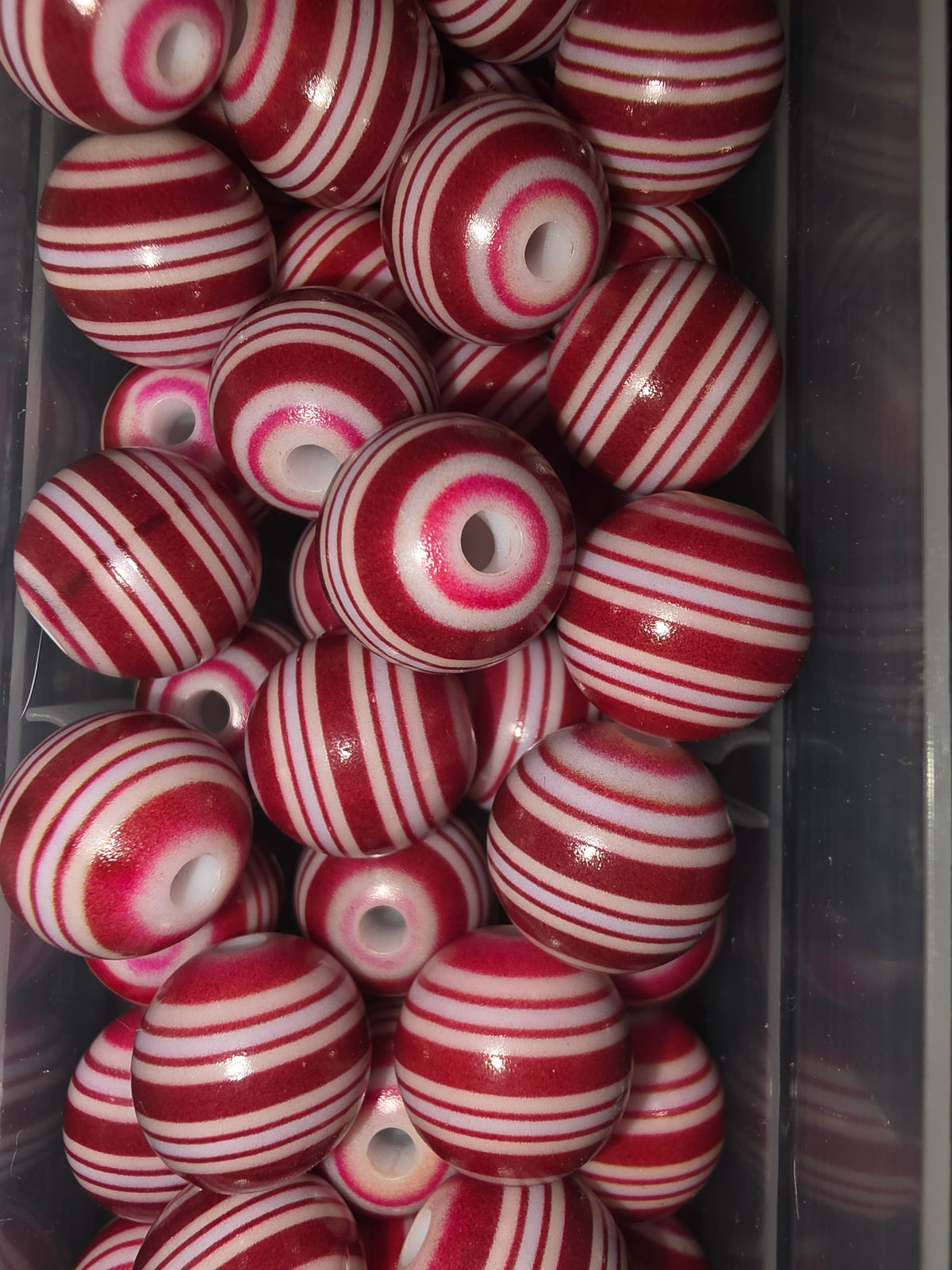 Christmas strips16 mm acrylic bead #23