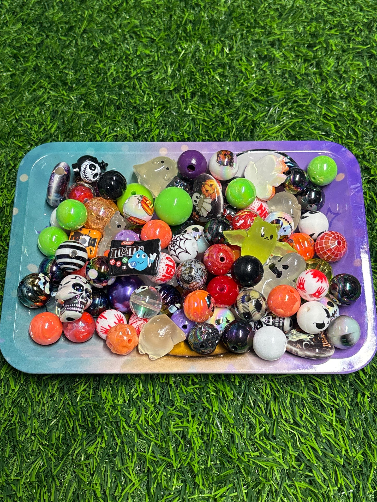 Halloween bead mix