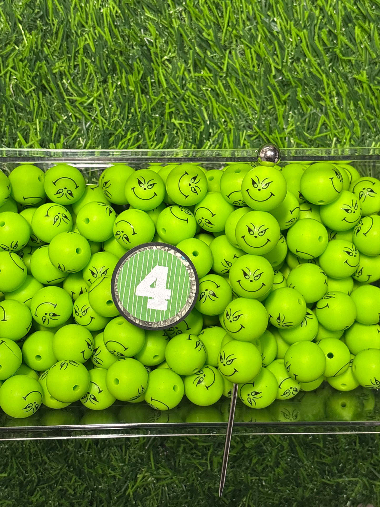 Silicone grinch bead #4