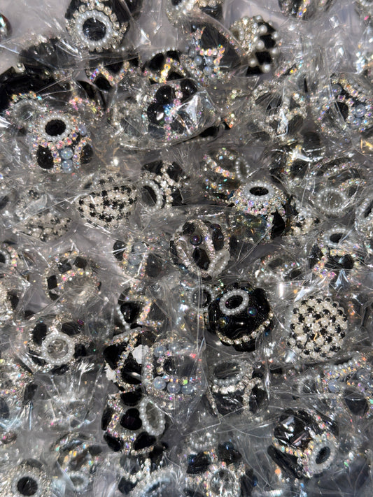 (Random pick )Black fancy bead #292