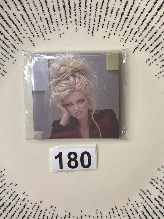 ( 180) Barbie sticky note