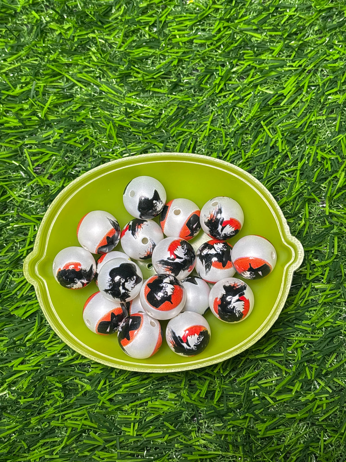 Michael Jackson 16 mm acrylic bead #8