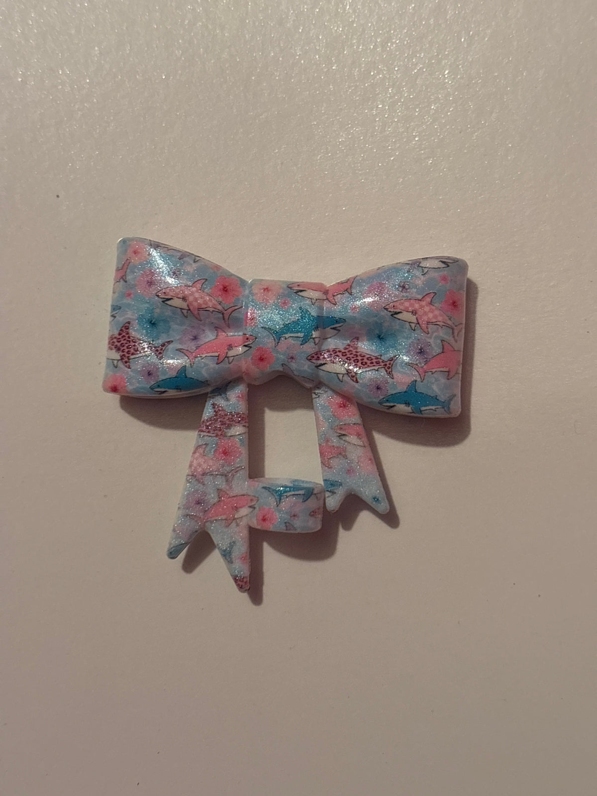 Shark silicone straw topper bow (K)