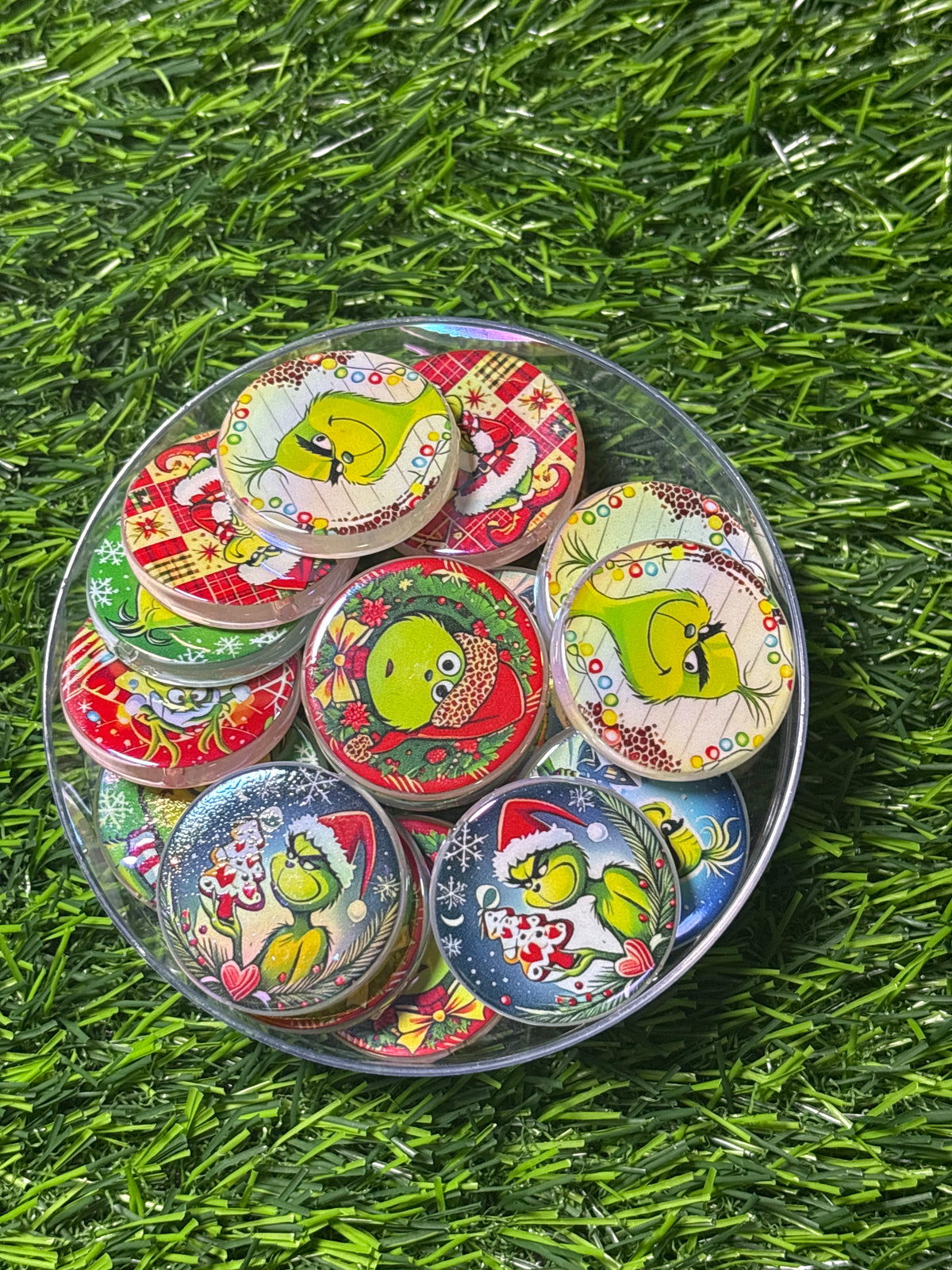 ( Random pick )Grinch  Acrylic Focal #46