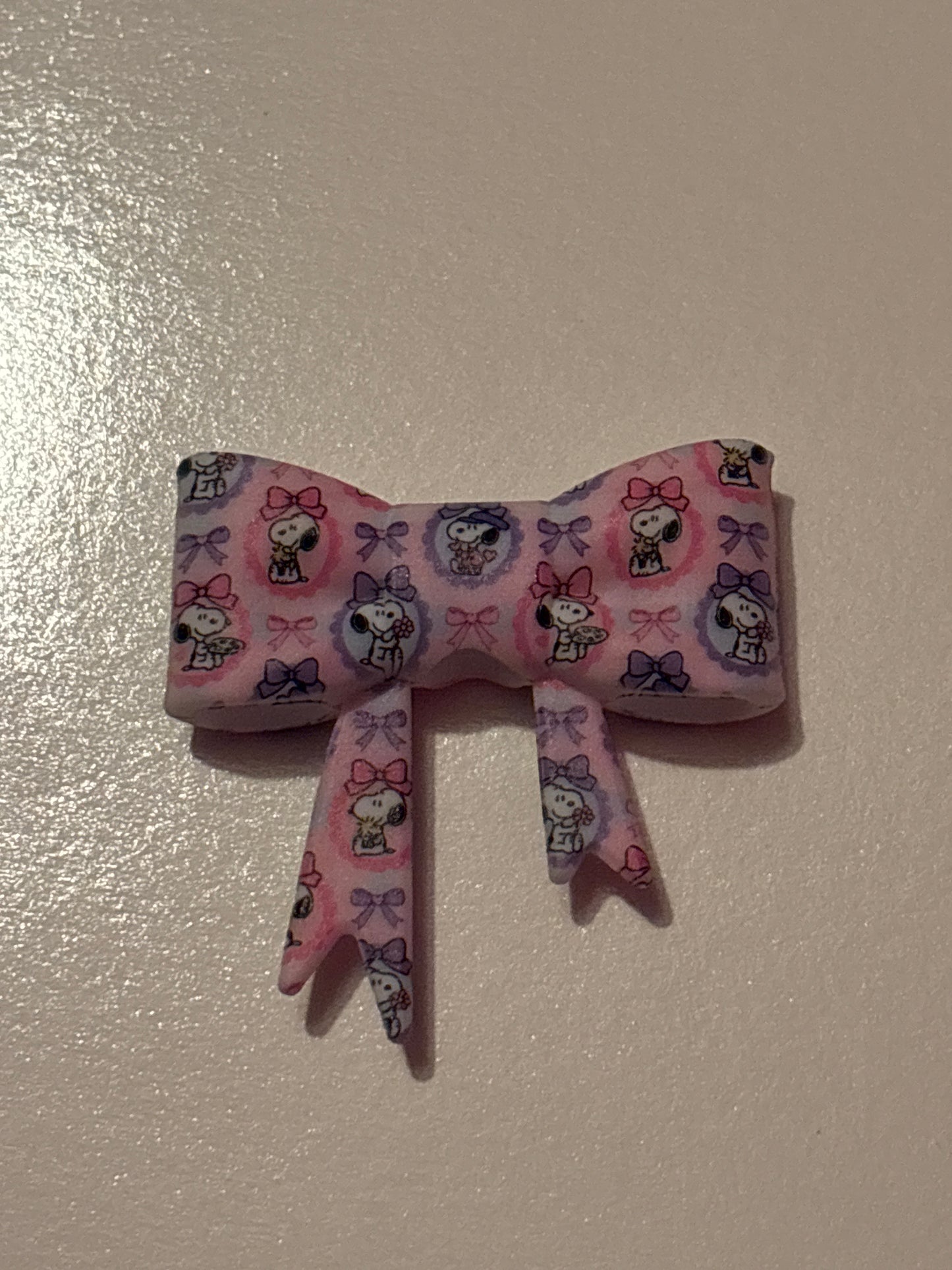 Pink Snoopy silicone bow