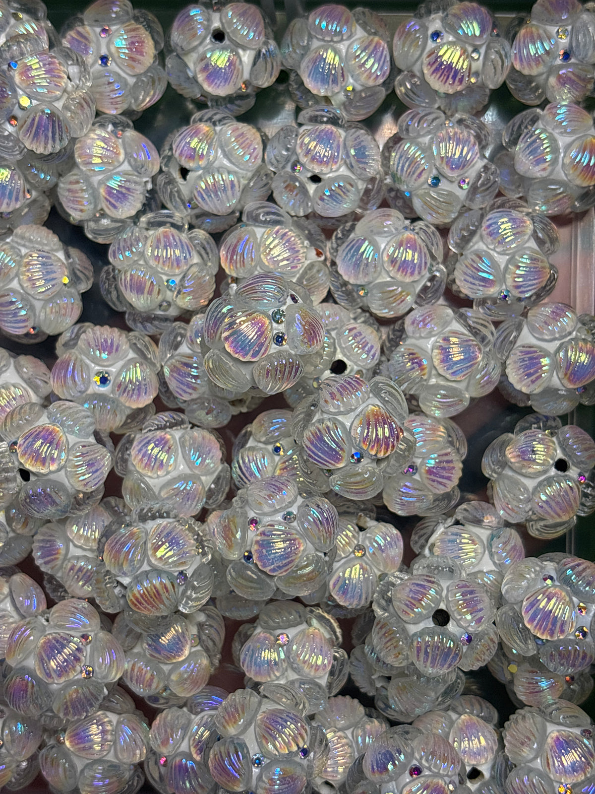 White fancy Seashell acrylic 16 mm bead #66