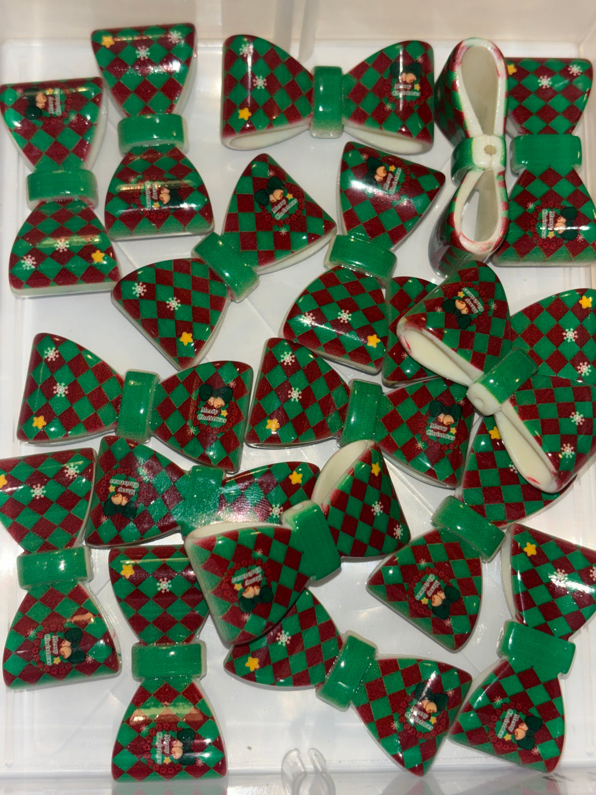 Green and red arylic bow bead  #46