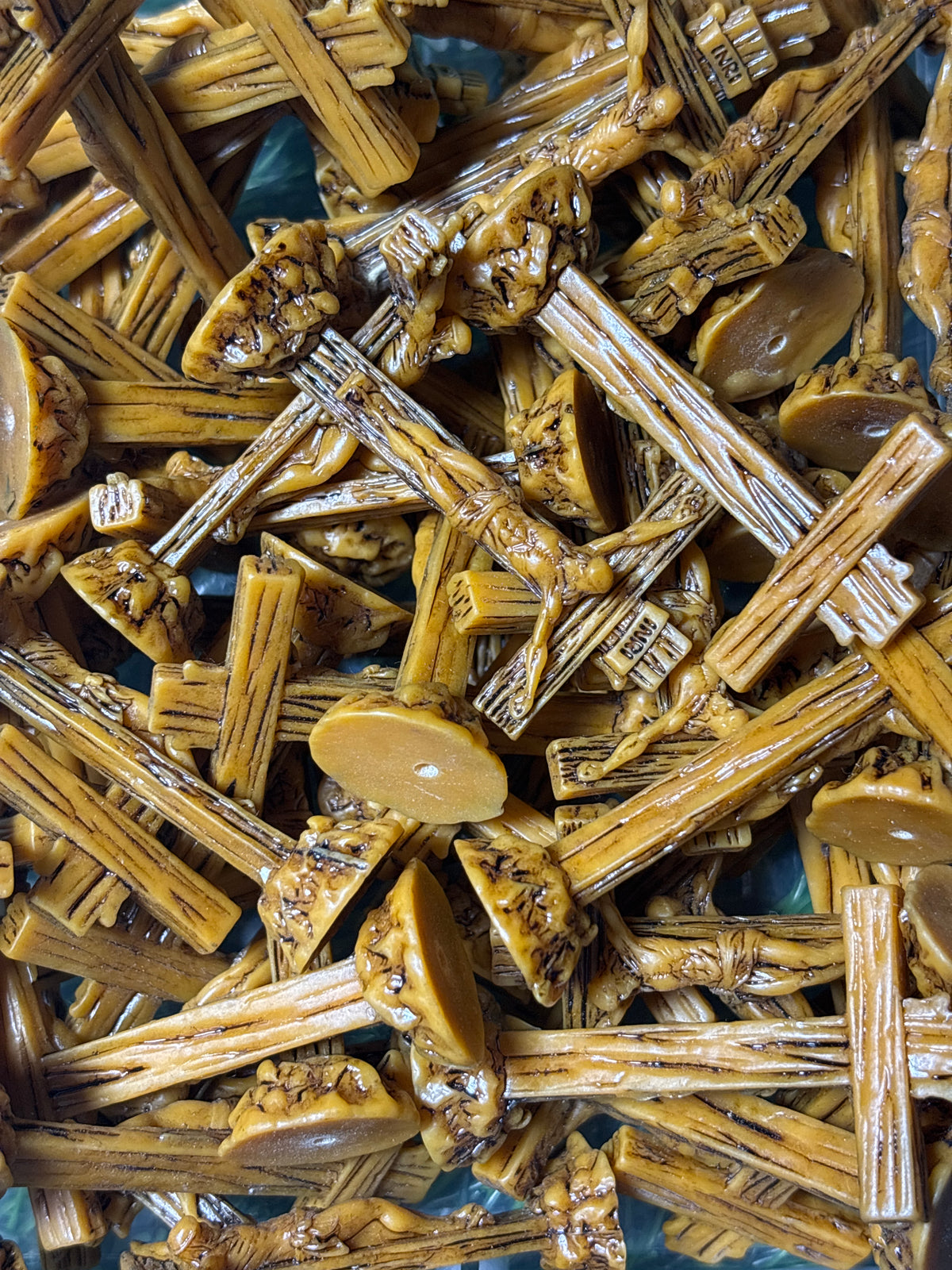 Cross Beadable figure #66