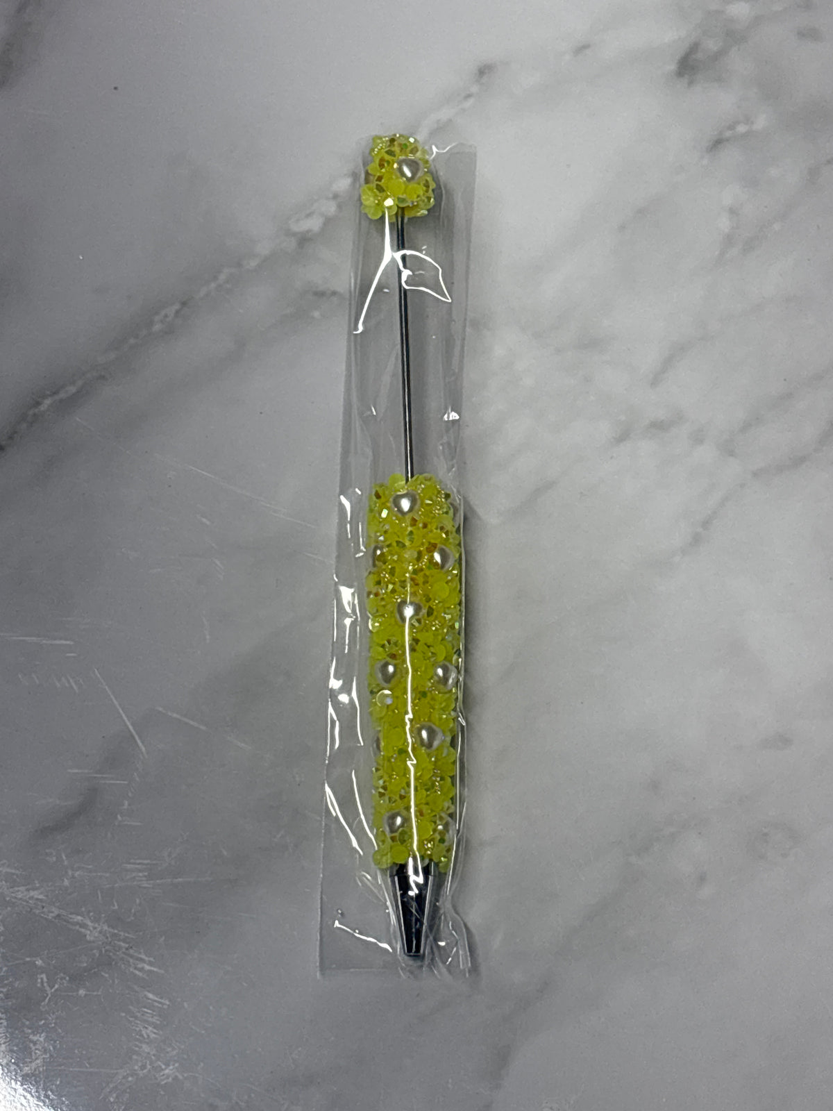 Yellow sugar beadable pen