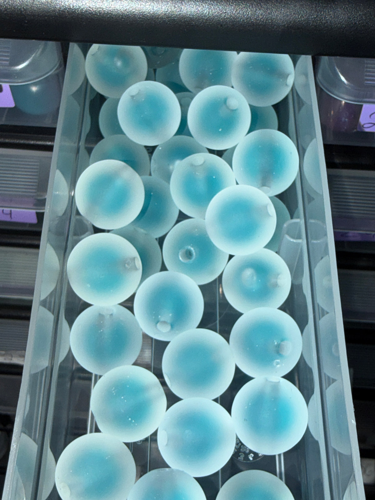 Blue Matt   16acrylic bead #237)