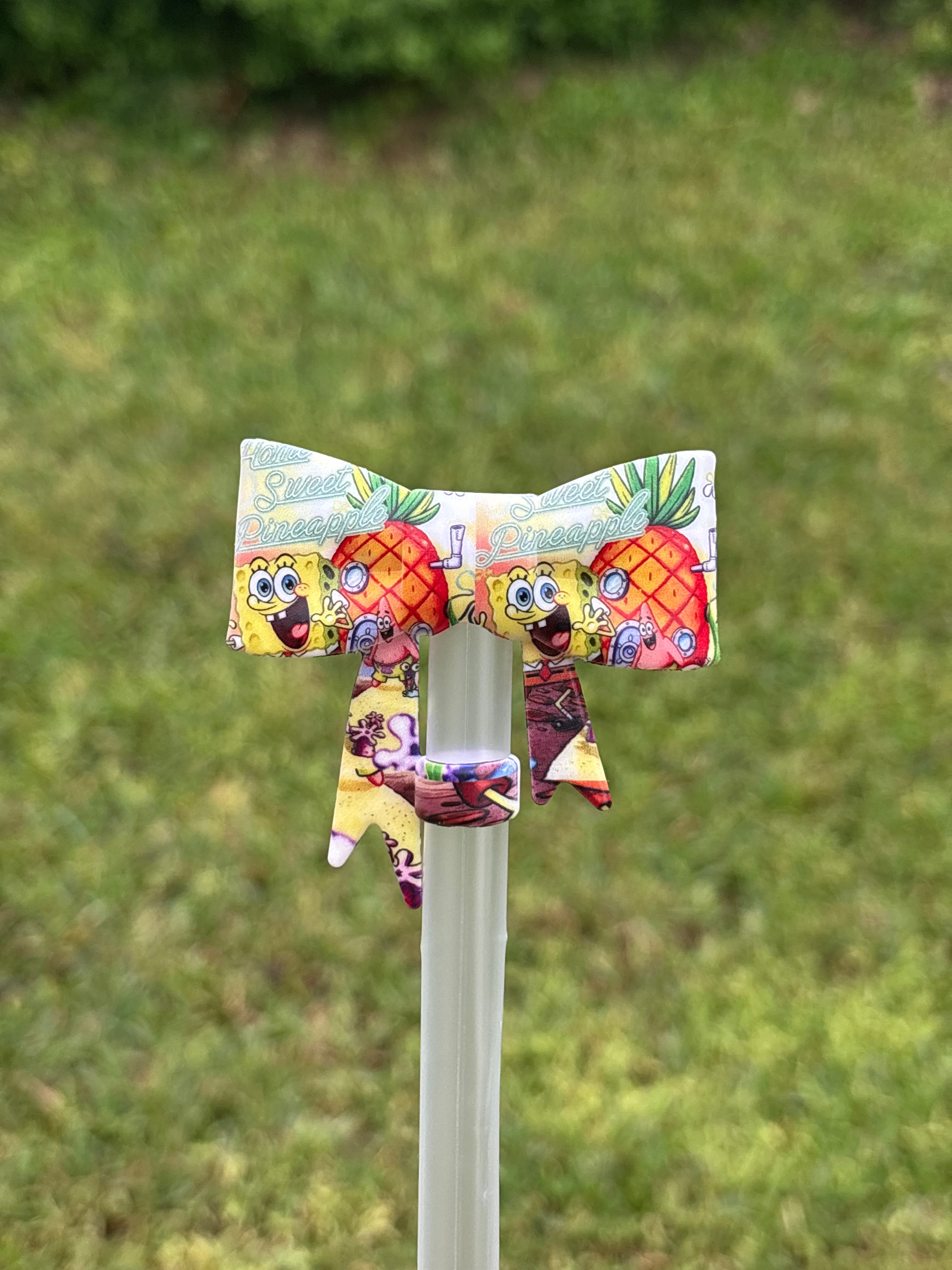LD exclusive Sponge bob square pants straw topper bow #51
