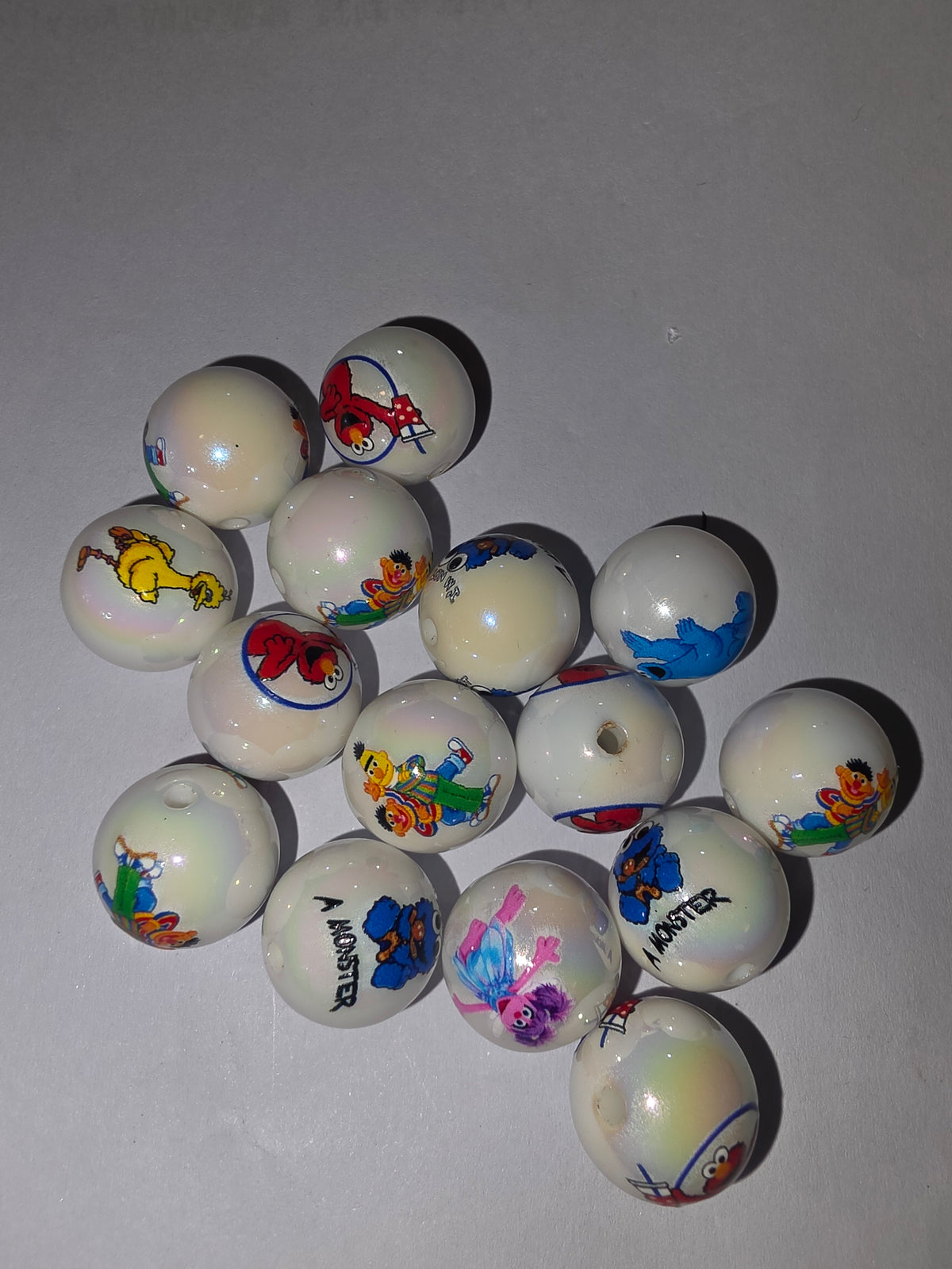 (Random pick) sesame street 16 MM acrylic  #189