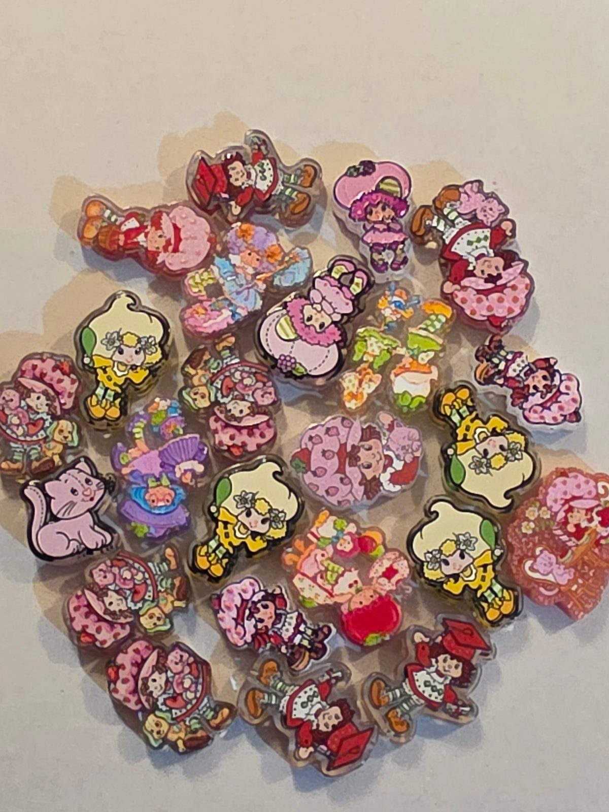 (Random pick) strawberry shortcake acrylic focal #242