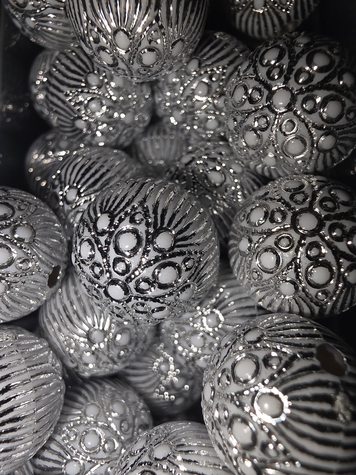 Silver 16  mm acrylic bead #262