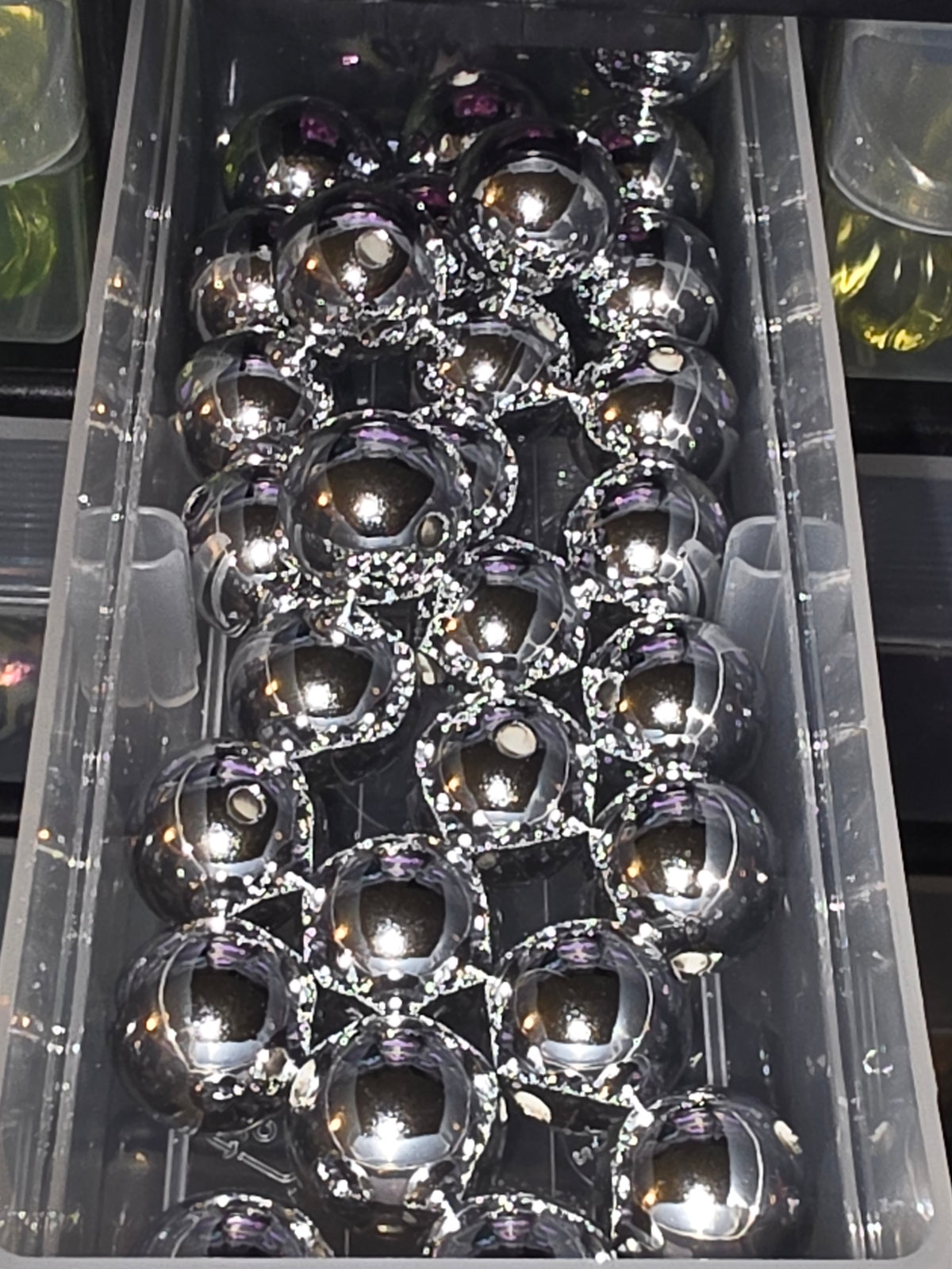 Sliver 16mm acrylic bead #217