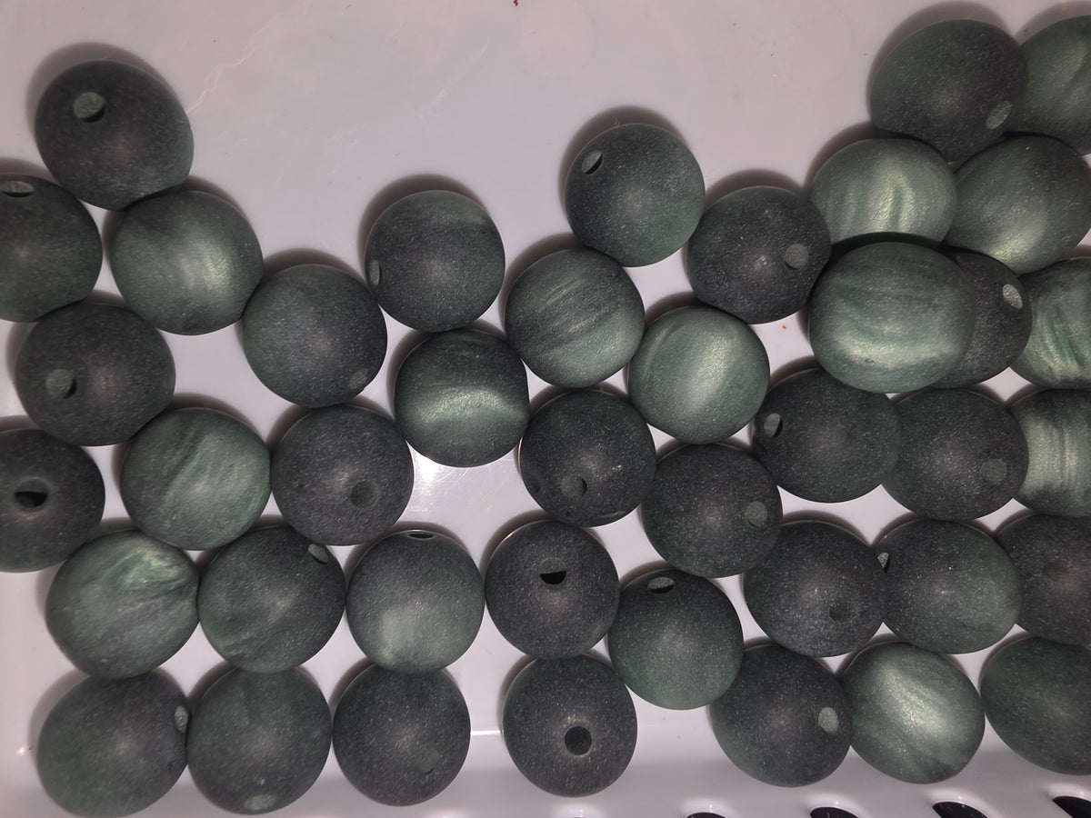 Hunter green 16  mm acrylic bead #208